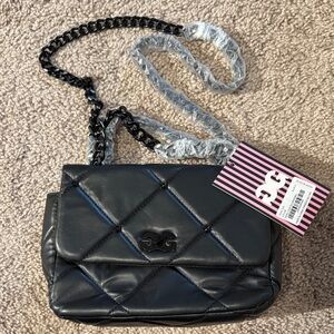 Elegant Black Quilted Crossbody Bag